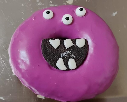 DONA MOUSTRO HALLOWEN 2025